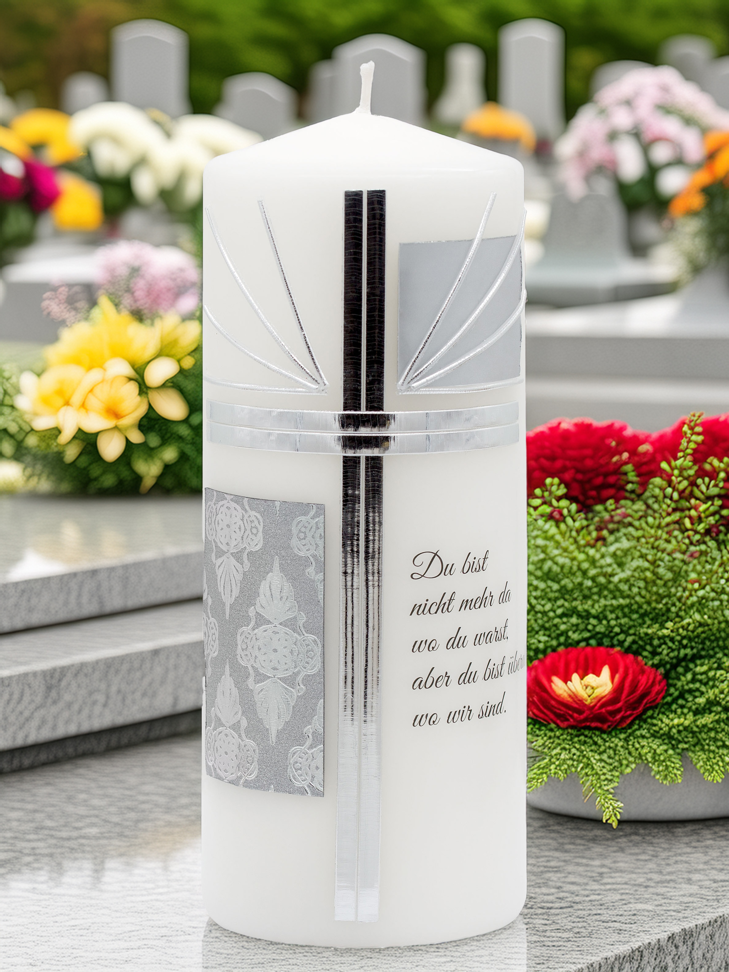 Trauerkerze – „Du bist nicht mehr da, wo du warst…“ – Ein Licht für bleibende Nähe